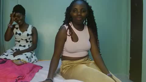 cute_lorna online show from April 14, 11:33 pm