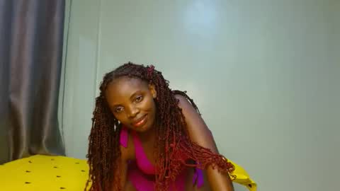 cute_lorna online show from April 15, 11:39 am