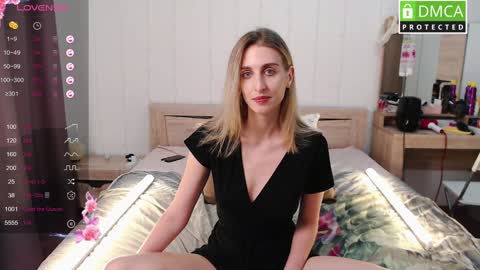 Milana online show from December 15, 1:11 pm