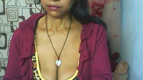 murielle online show from July 8, 8:08 am