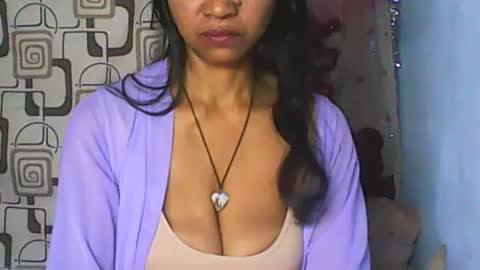 murielle online show from July 21, 2:08 pm