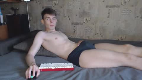 Oliver online show from October 6, 7:06 am