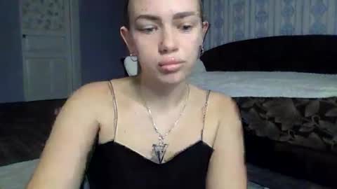 cute_shy06 online show from November 20, 8:25 am