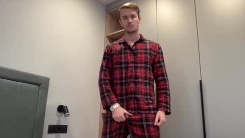 cute_skywalker online show from September 20, 3:02 pm