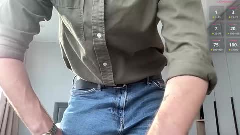 cute_skywalker online show from October 31, 11:00 am