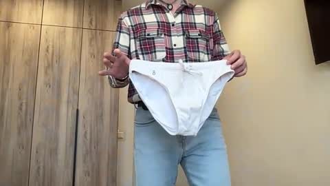 cute_skywalker online show from February 27, 12:38 pm