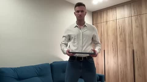 cute_skywalker online show from April 18, 7:58 pm