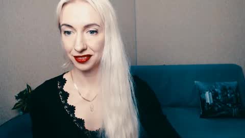 cute_smile_shy online show from February 11, 10:50 pm