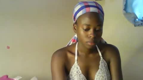 cute_sonny online show from December 1, 7:13 am