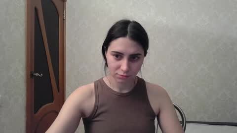 Snapshot of cute_strawberry_ chatting on December 17, 4:56 am cute_strawberry_ online show from December 17, 4:56 am