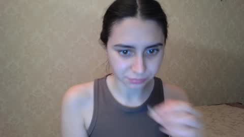 Snapshot of cute_strawberry_ chatting on December 21, 5:29 pm cute_strawberry_ online show from December 21, 5:29 pm