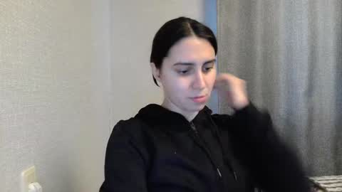Snapshot of cute_strawberry_ chatting on December 28, 11:52 am cute_strawberry_ online show from December 28, 11:52 am