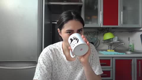 Snapshot of cute_strawberry_ chatting on February 7, 7:50 am cute_strawberry_ online show from February 7, 7:50 am