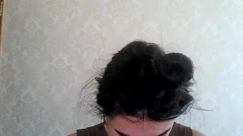 Snapshot of cute_strawberry_ chatting on September 17, 8:38 am cute_strawberry_ online show from September 17, 8:38 am