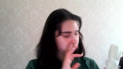 Snapshot of cute_strawberry_ chatting on October 1, 7:58 am cute_strawberry_ online show from October 1, 7:58 am