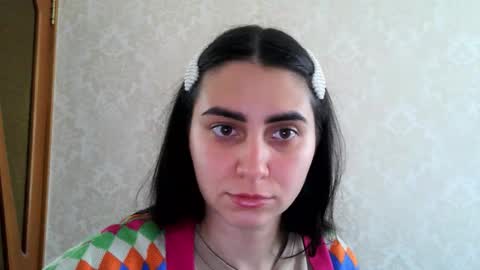 Snapshot of cute_strawberry_ chatting on October 17, 8:28 am cute_strawberry_ online show from October 17, 8:28 am
