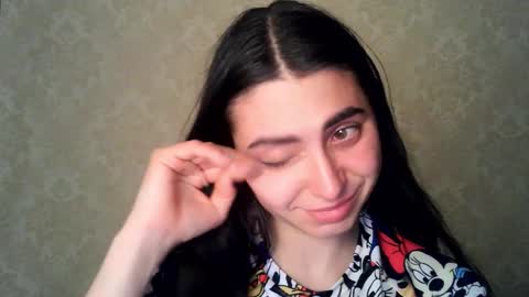Snapshot of cute_strawberry_ chatting on October 23, 5:33 pm cute_strawberry_ online show from October 23, 5:33 pm