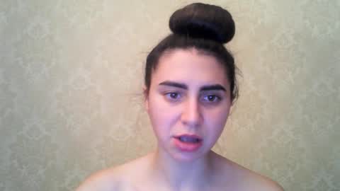 Snapshot of cute_strawberry_ chatting on October 25, 2:46 pm cute_strawberry_ online show from October 25, 2:46 pm