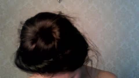 Snapshot of cute_strawberry_ chatting on October 27, 7:56 am cute_strawberry_ online show from October 27, 7:56 am