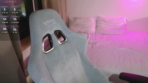 Snapshot of cute_thomas chatting on July 20, 7:27 pm Thomas - online show from July 20, 7:27 pm