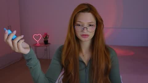 Ariel online show from October 13, 3:56 pm