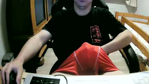 Cuteboy090 online show from April 20, 1:58 pm