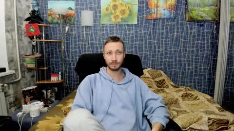 Snapshot of cuteboy228 chatting on February 4, 6:03 pm cuteboy228 online show from February 4, 6:03 pm