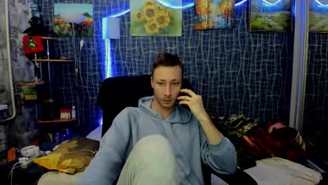 Snapshot of cuteboy228 chatting on February 16, 3:52 pm cuteboy228 online show from February 16, 3:52 pm