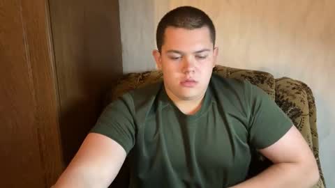 Snapshot of cutebutnaughty_ chatting on November 8, 5:01 pm Alex online show from November 8, 5:01 pm