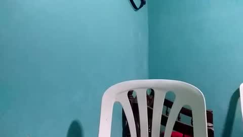 Snapshot of cutechey06 chatting on December 31, 10:23 pm Sky online show from December 31, 10:23 pm