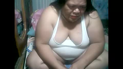 Snapshot of cutechubbyasian chatting on January 13, 12:54 pm cutechubbyasian online show from January 13, 12:54 pm