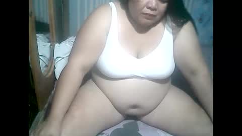 Snapshot of cutechubbyasian chatting on February 28, 12:55 am cutechubbyasian online show from February 28, 12:55 am