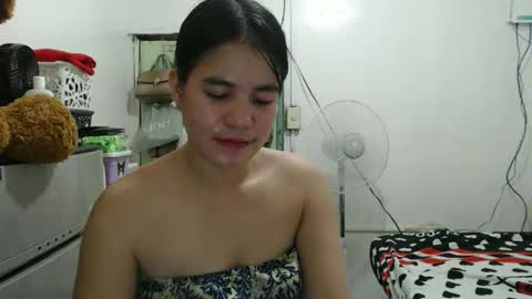 Snapshot of cutecindy2000 chatting on December 14, 11:59 am cutecindy2000 online show from December 14, 11:59 am