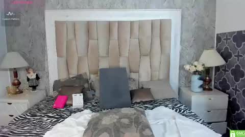 cutedollbabihotts online show from April 20, 4:54 pm