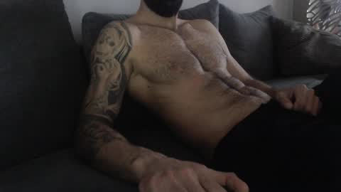 cuteeboy online show from March 31, 5:30 am