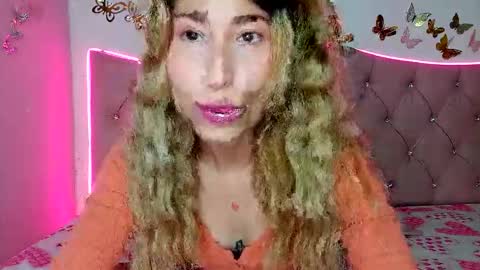 Kitty online show from November 19, 1:44 pm