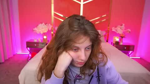 Foxy online show from December 17, 1:50 pm