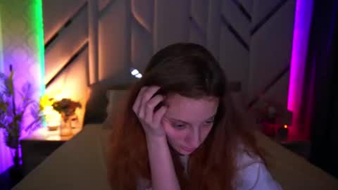 Snapshot of cuteefoxy chatting on July 17, 1:40 pm Foxy online show from July 17, 1:40 pm