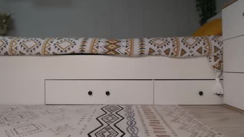 Snapshot of cuteemouse chatting on September 20, 9:43 am Anna online show from September 20, 9:43 am