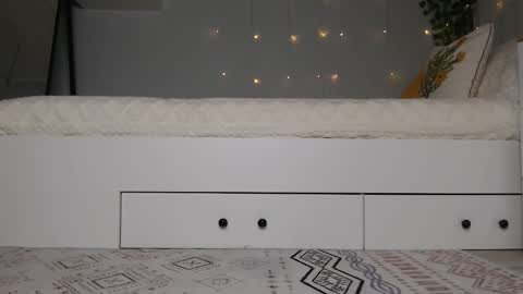 Anna online show from March 28, 10:37 am