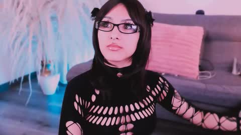 Zoe  online show from November 30, 3:21 am