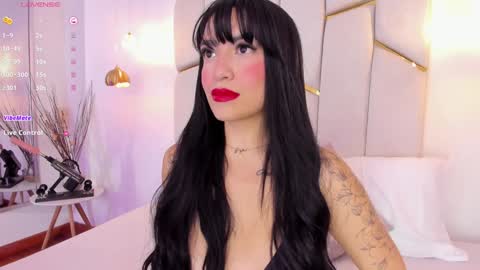 Snapshot of cutegirl__nini chatting on December 21, 11:13 pm andre online show from December 21, 11:13 pm