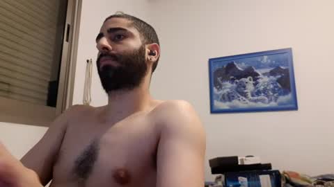 cuteguy52 online show from July 25, 8:06 pm