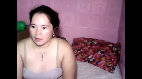 cutehornymom online show from September 23, 2:47 am
