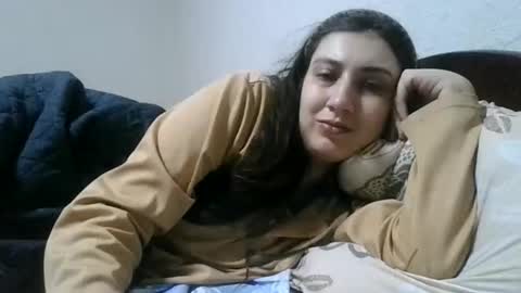 cutekattie online show from March 7, 1:35 am