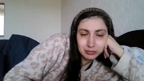 cutekattie online show from April 15, 5:47 am