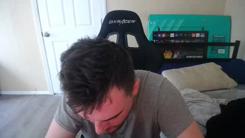 cutelittlepumpkin online show from April 18, 7:07 pm