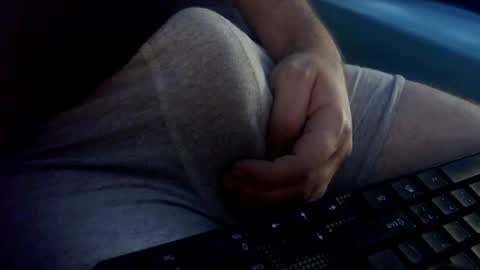 Snapshot of cuteman88 chatting on June 28, 12:22 pm Cuteman online show from June 28, 12:22 pm