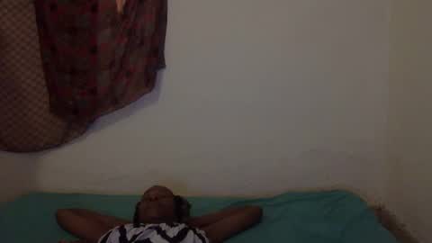 Snapshot of cutemir chatting on October 14, 2:45 am cutemir online show from October 14, 2:45 am