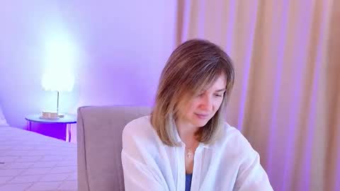 cutemirage online show from March 27, 2:50 pm